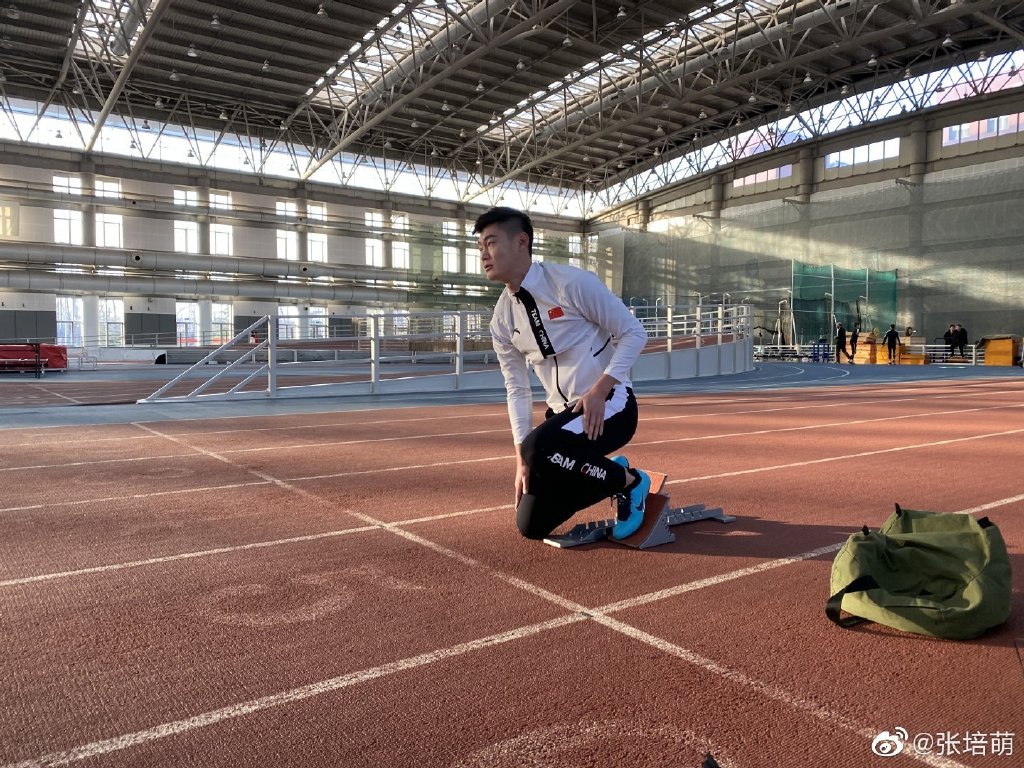 博尔特200米19.19之前纪录,wake田径超燃剪辑博尔特vs张培萌