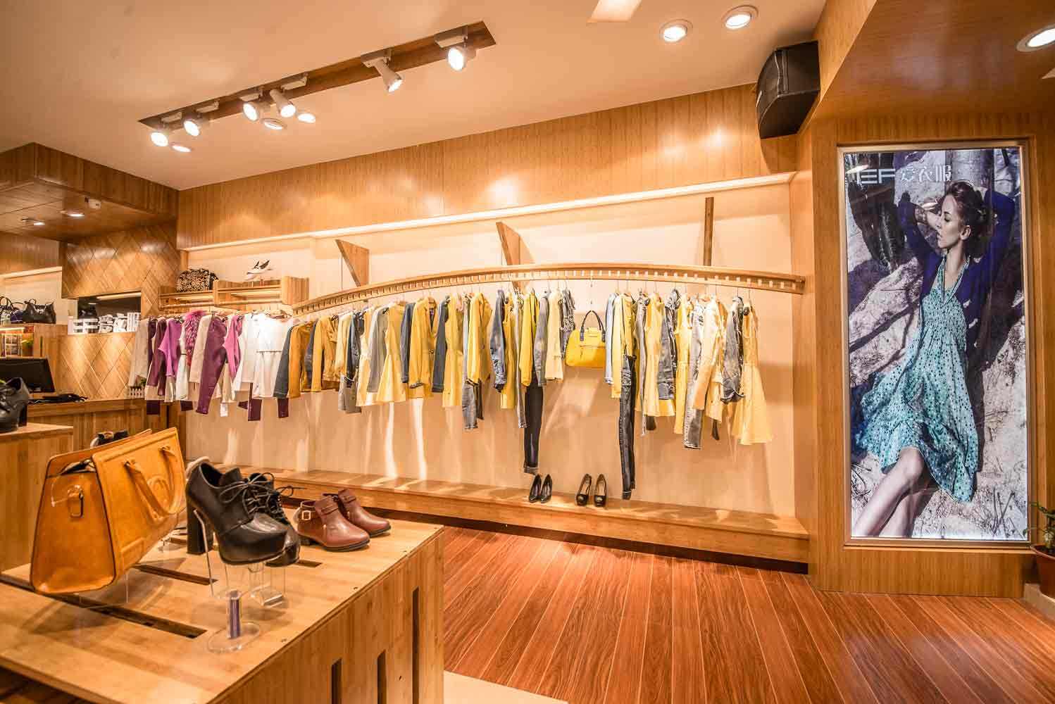 品牌服装加盟店排行榜爱依服,样儿服饰怎么样