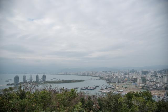 三亚哪里的海景最美,三亚的海边夜景真的很美