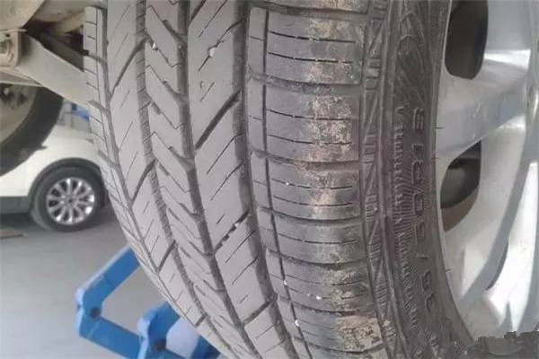 车轮吃胎胎噪大,车轮吃胎高低不平怎么解决