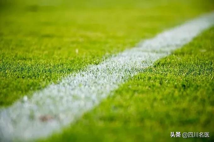 国家队队医肩部放松,国家队队医教你恢复体能