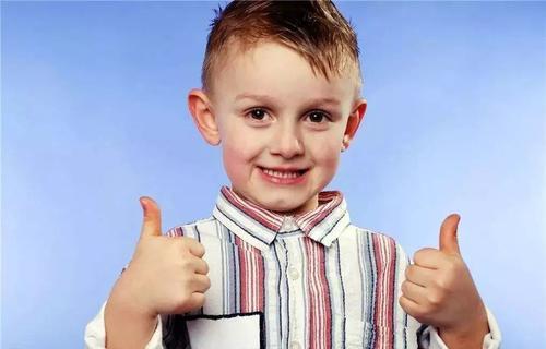 孩子每到秋天就皮肤干燥怎么办,秋季皮肤干燥起皮怎么补水最快