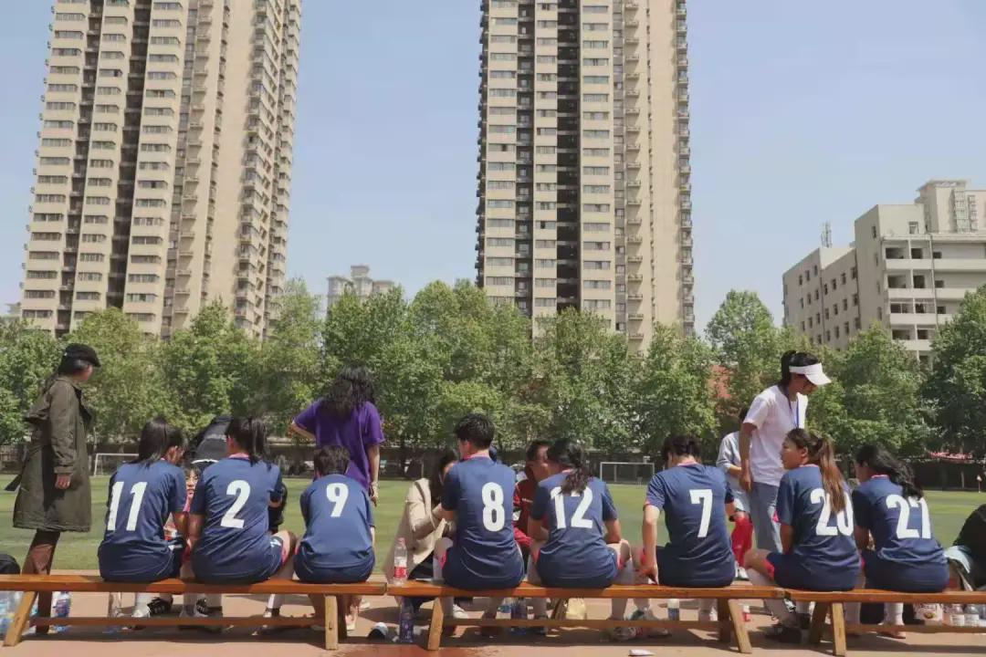 王者归来西安,女足载誉归来直播