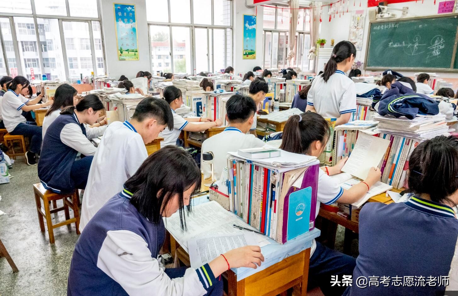 孩子成绩差是读高中还是读职专,学习不好的初中生到职专能学什么