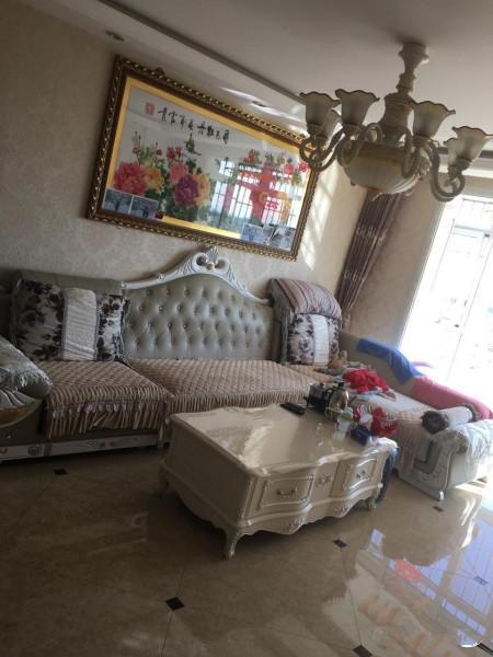 欧式装修风格十字绣,极简风格的装修放十字绣