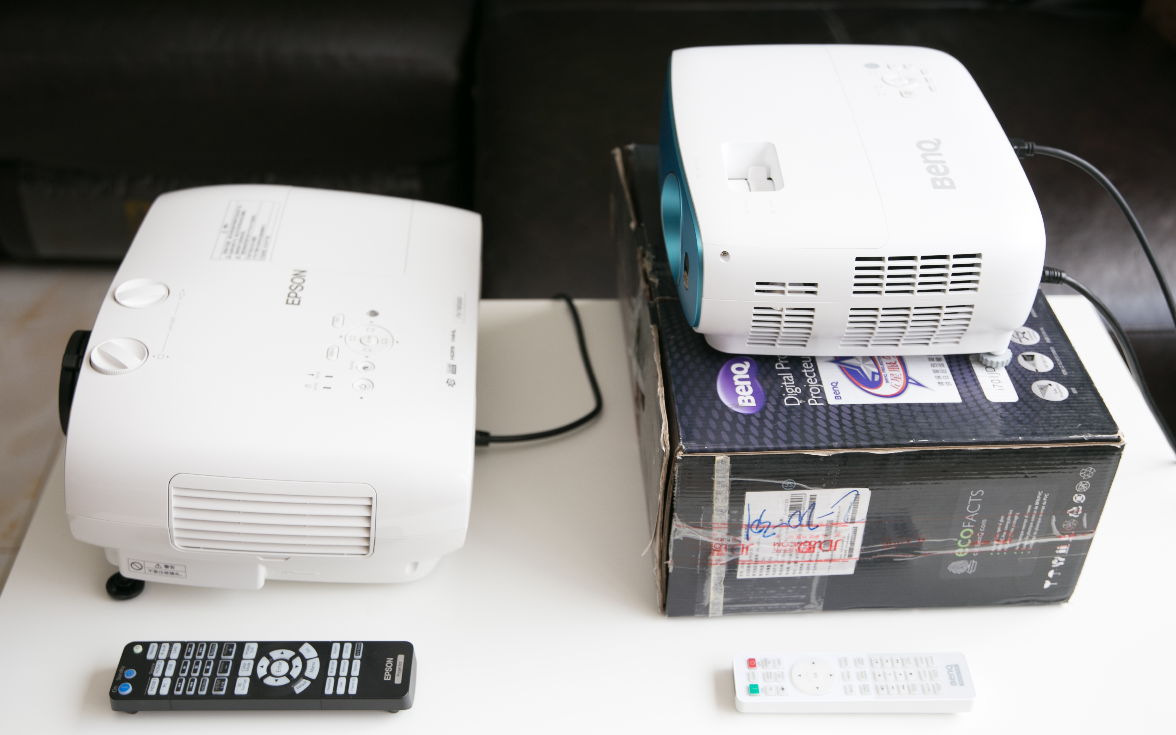 4k投影看1080p效果,全面屏对比