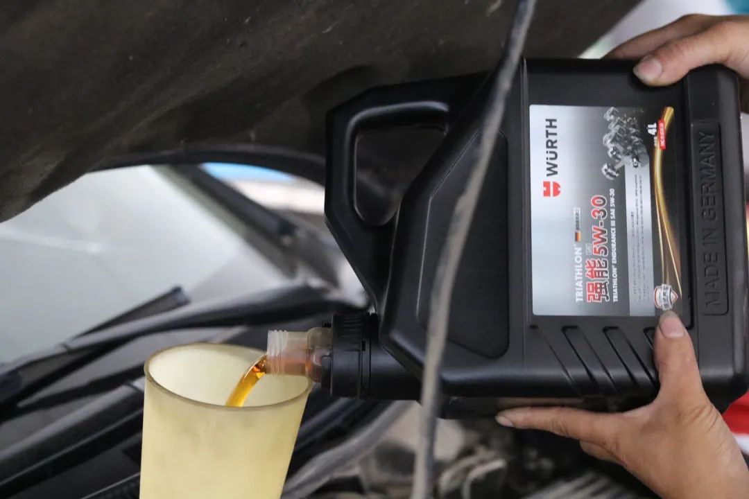 怪兽修车翻新的视频,怪兽修车翻新奥迪q7