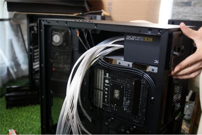 水冷650w金牌电源推荐,850w金牌全模组电源500元