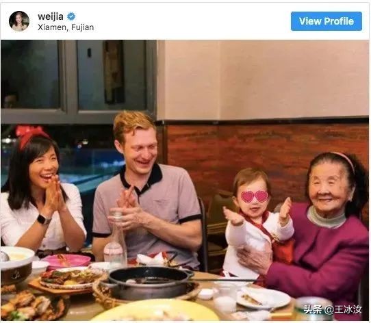 特朗普与女记者激烈互怼,特朗普女记者怼种族歧视