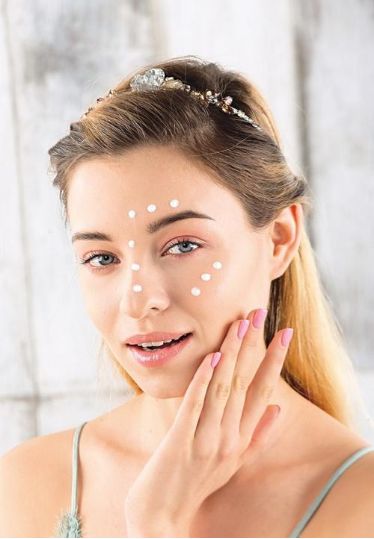 让我们一起护肤逆龄,让我们一起努力好好护肤