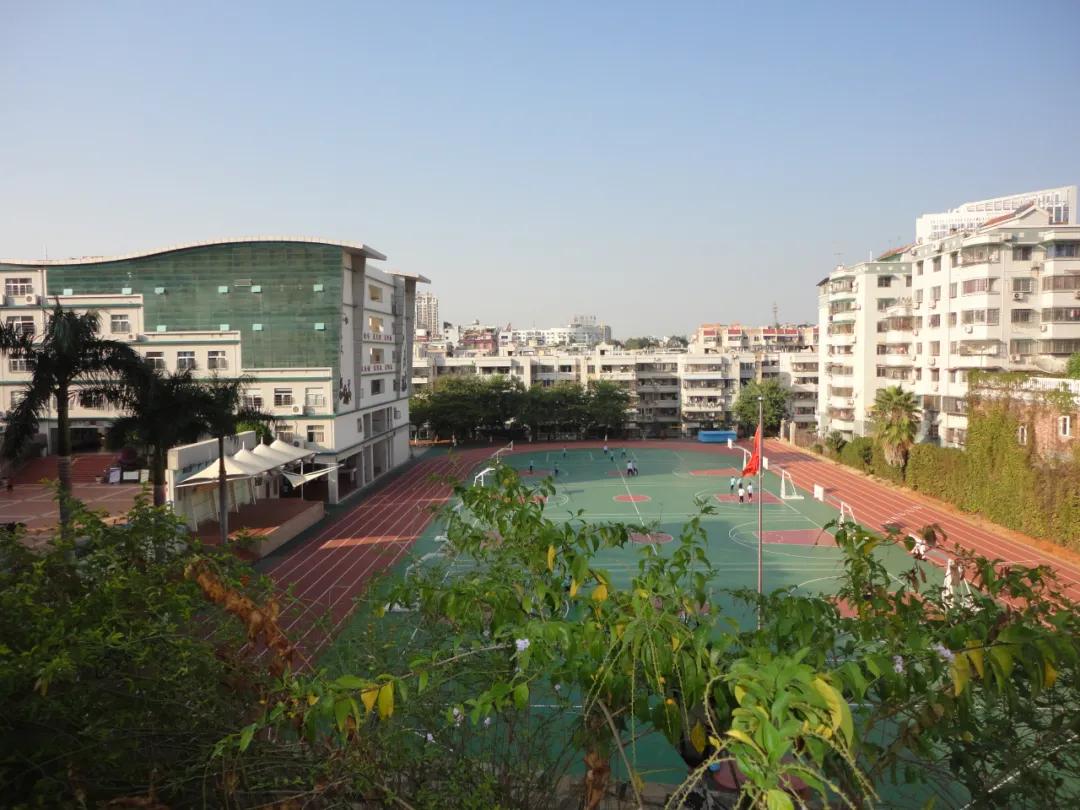 厦门金鸡亭中学合作学校,厦门金鸡亭中学是一中合作校吗