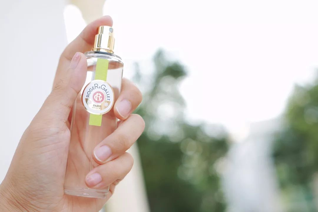 肌底修护面霜推荐,平价好用的保湿肌底精华