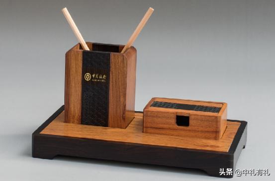 办公商务礼品有哪些,实用的办公室礼品推荐