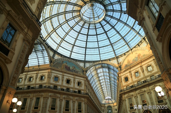 就连国外的奢侈品店,都知道利用“中国人好面子”来套路你