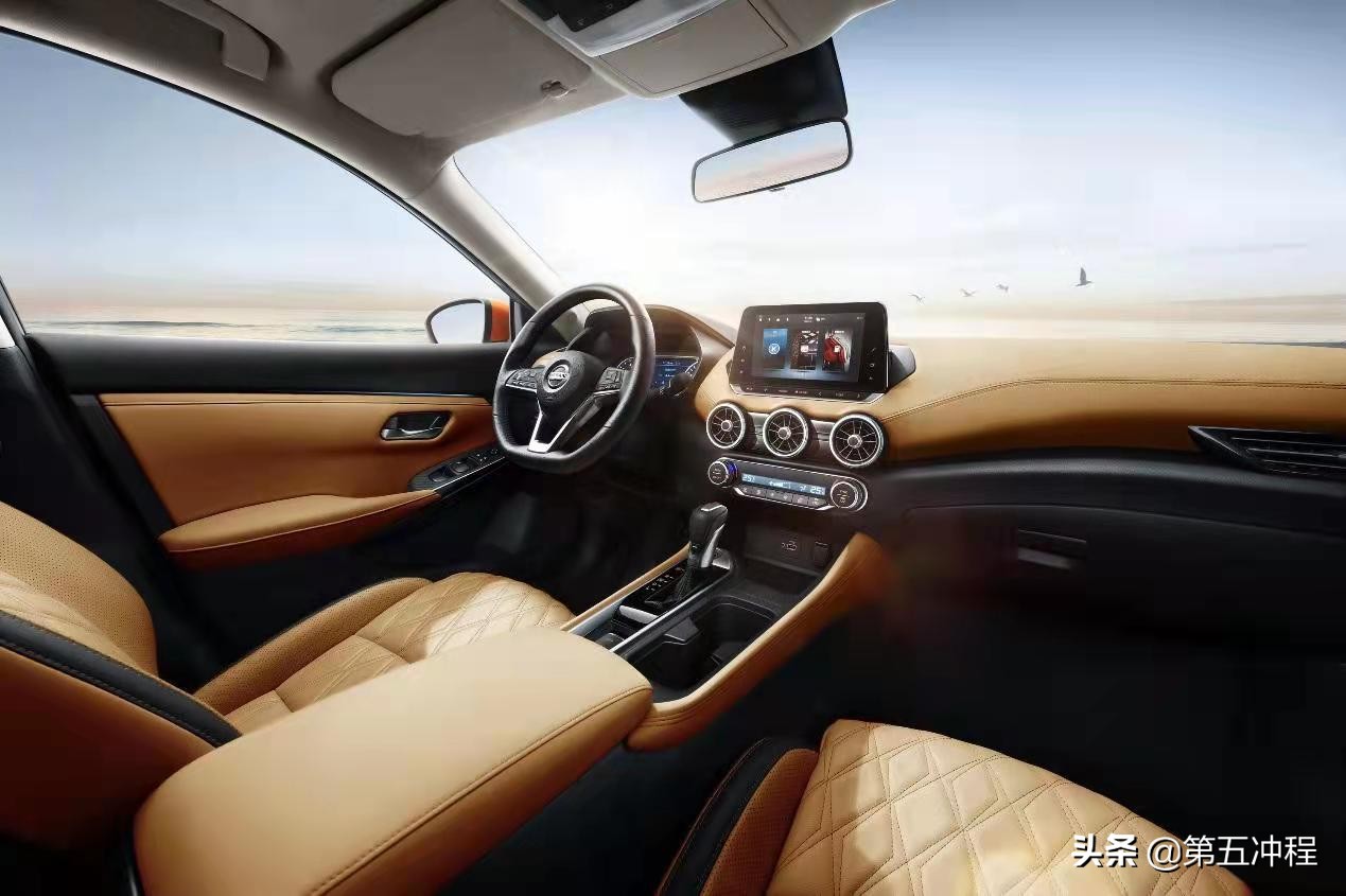 丰田卡罗拉和轩逸哪个值得入手,丰田卡罗拉与日产轩逸优劣比较