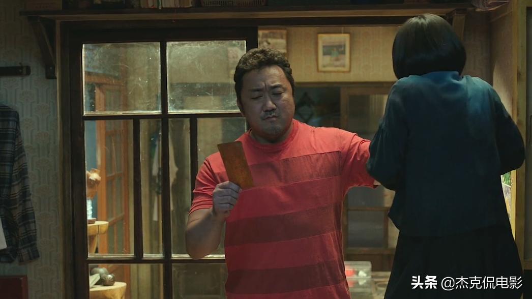 与神同行1马东锡为什么怕坐火车,与神同行2马东锡完整版评论