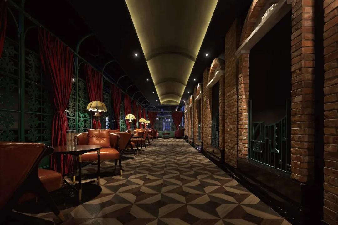 以前的万达影城,来万达影城看电影过大年的说说