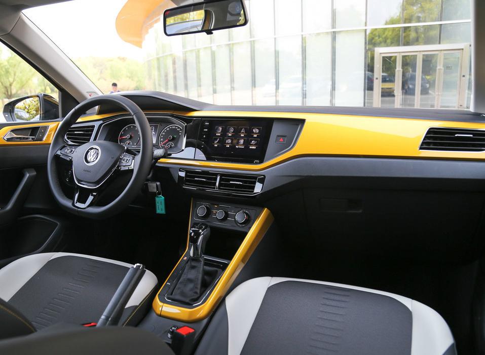 大众polo小菠萝二手,polo大众小菠萝自动挡落地价