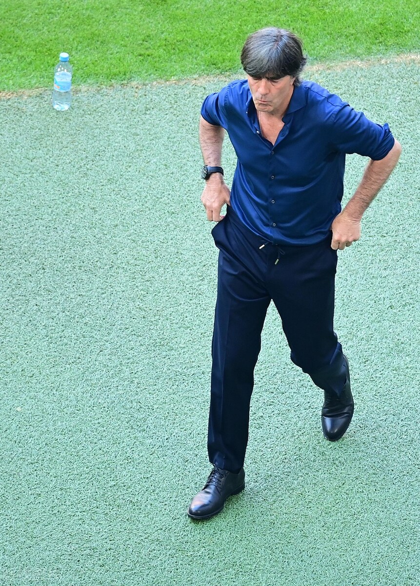 勒夫时装,欧洲杯教练帅照