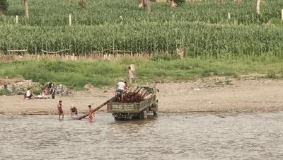 长白山是不是又叫白山了,长白山和白山是一个地方吗