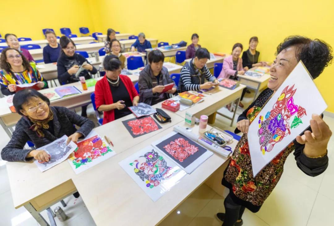 书写温暖人心的民生答卷,病有所医一份温暖的民生答卷视频