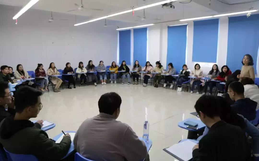 一人一故事深度解析,一人一故事的意思