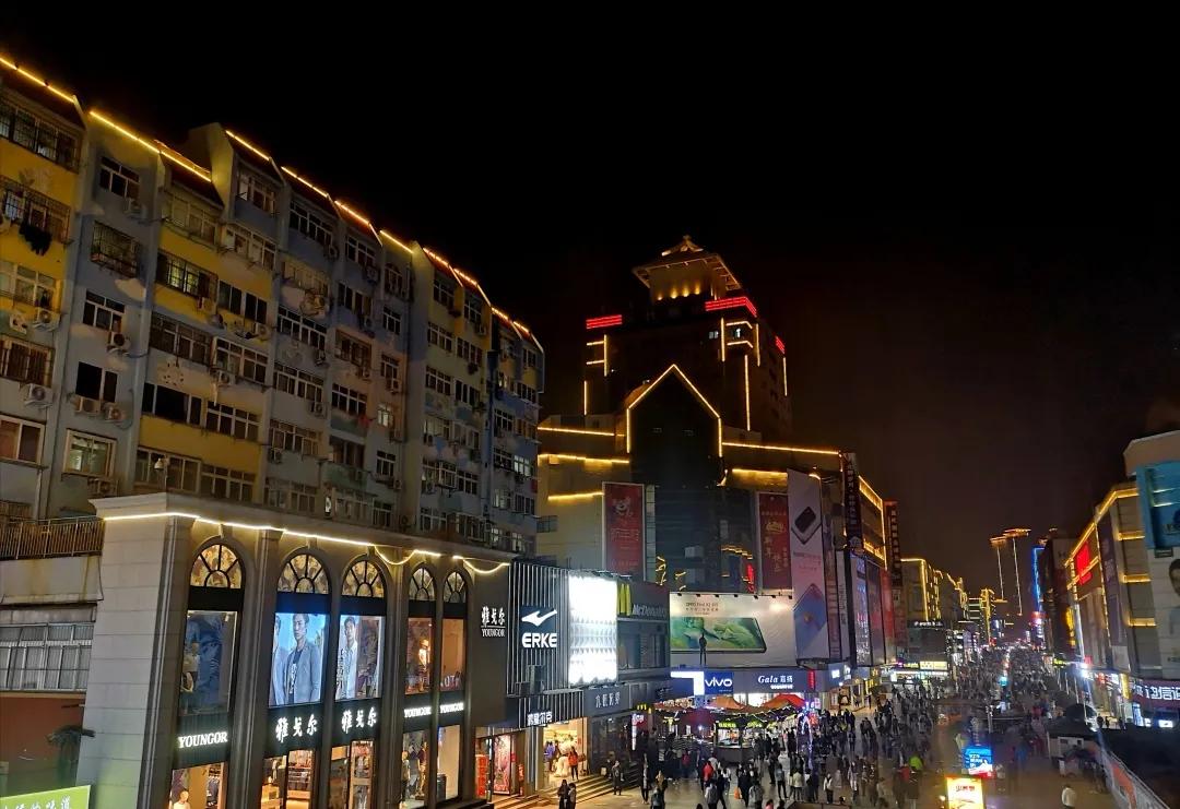 全国最好吃的十大网红夜市推荐,中国十大必逛夜市推荐