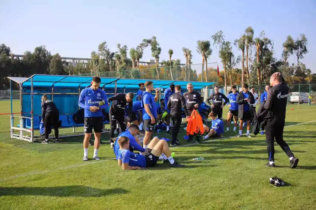 沙尔克04来华,沙尔克04重返德甲联赛主场首秀