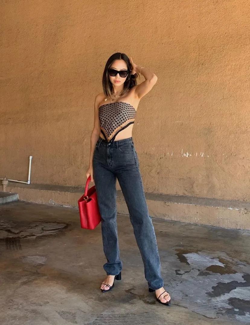 丝巾的100种系法,90x90方形丝巾的系法慢动作视频