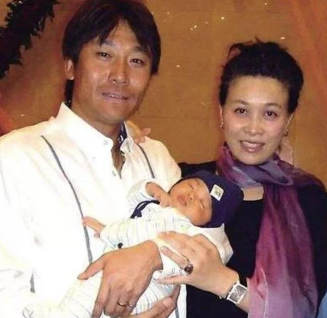 那英和高峰现状,那英与高峰何关系