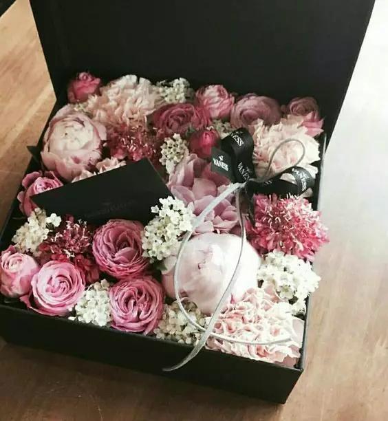 禅意插花技巧新手入门,素雅居家普通插花效果图