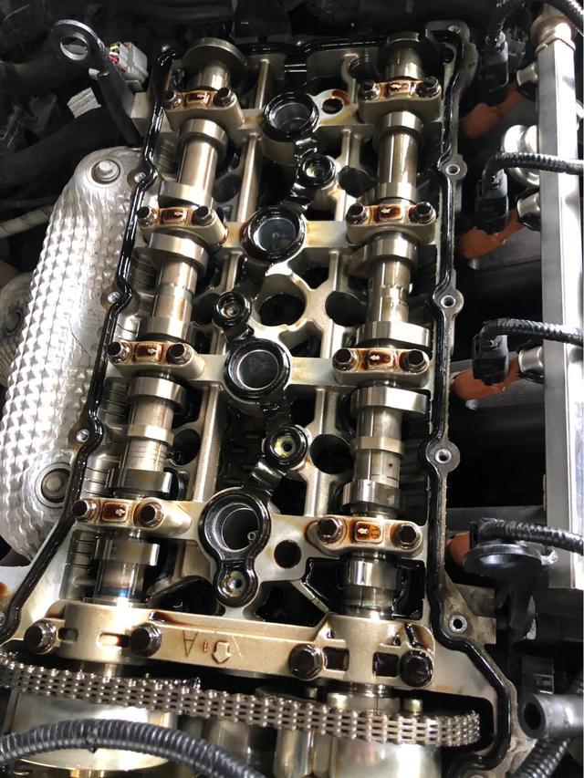 起亚k5气门室盖垫如何更换,起亚k5气门室盖垫更换视频