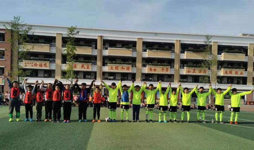 淮滨足球比赛小学生,淮滨县实验学校足球比赛