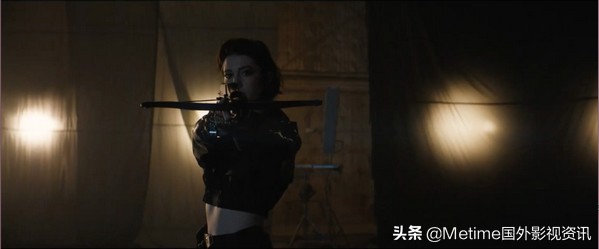 猛禽小队小丑女出场,猛禽小队和哈利奎恩小丑扮演者