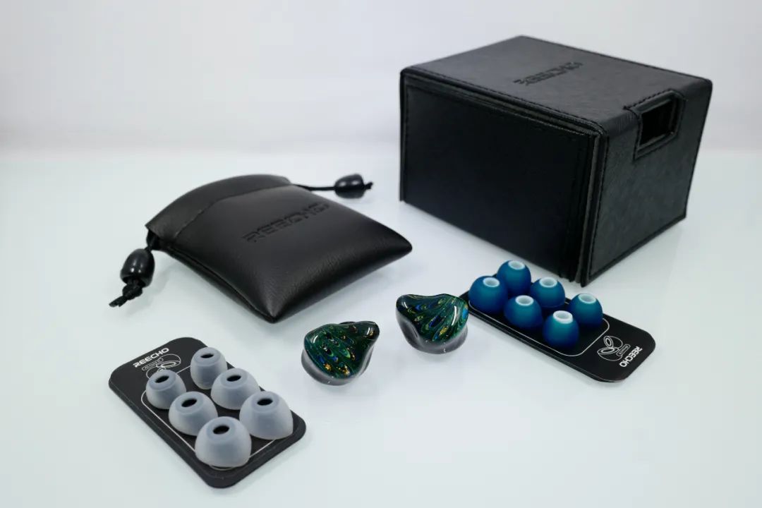 余音惊蛰耳机测评,不止颜值包括颜值