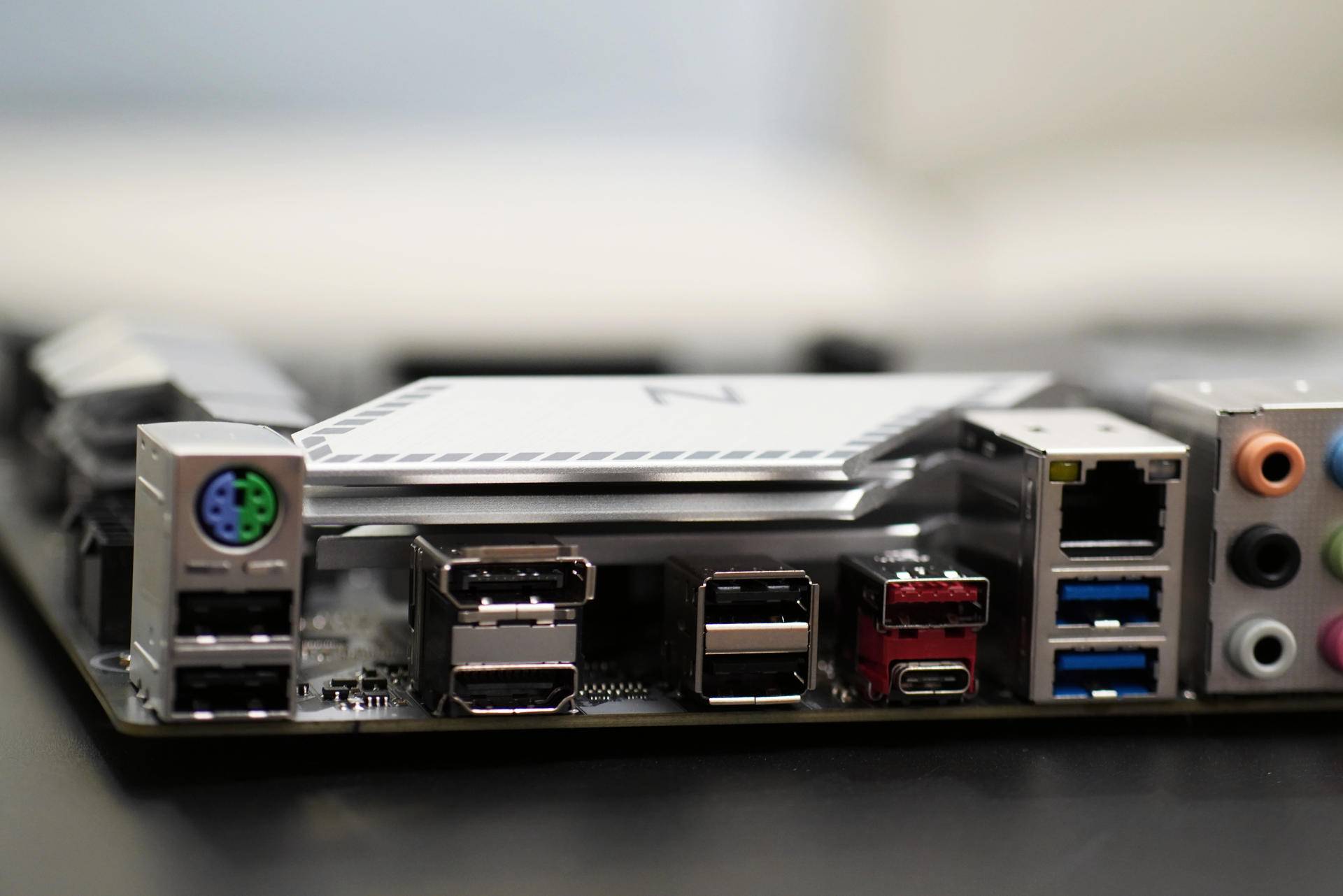 十代i5与8代i5评测,十代i5和十年前的i5