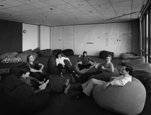 1929年革命浪潮风起云涌,浪潮2019贴地飞行