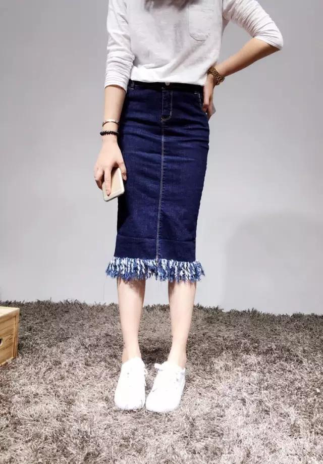 旧牛仔裤怎样改造流苏,家里面的废牛仔裤旧布料利用