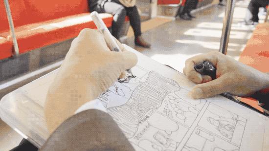 他在市中心建了一座房，38㎡住一家五口，居然没屋顶？