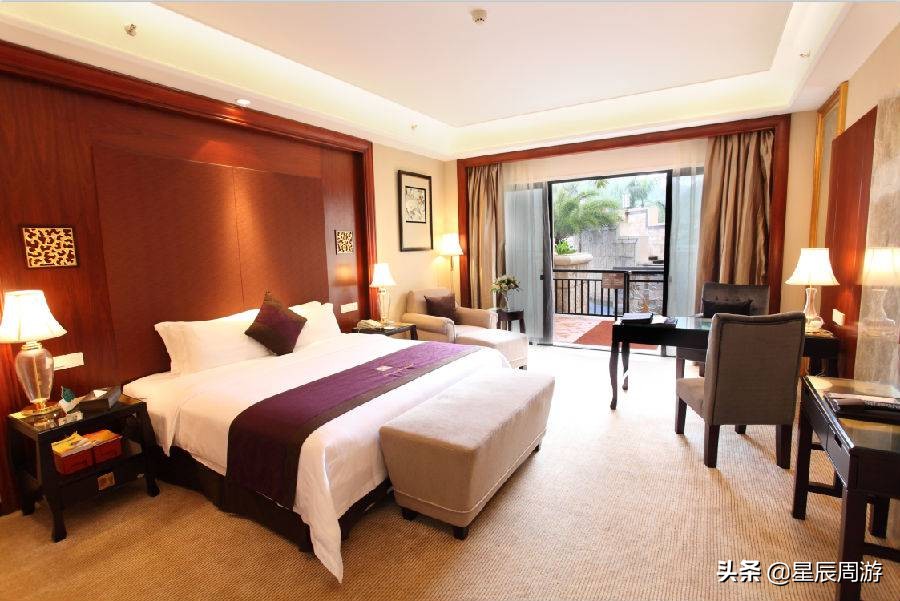 佛山三水又一加州风情温泉酒店，阳台直通泳池，网友：玩到不想走