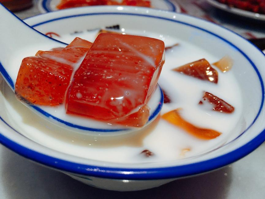 一边写一边流口水,红谷滩这些店可要好好的啊,脱下口罩我就来