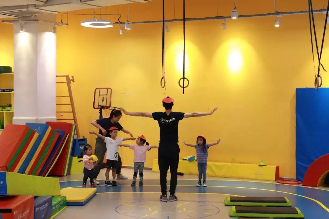 探店达人21天陪跑训练营,成都体能少儿馆
