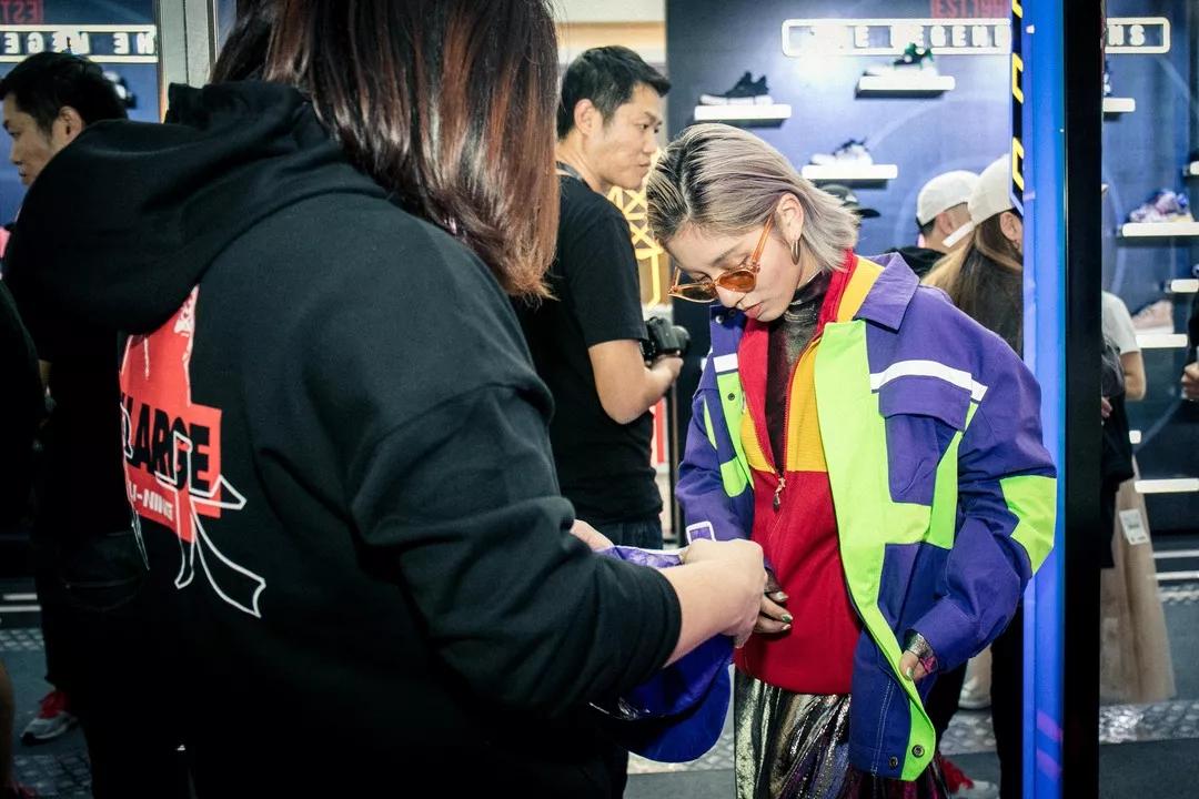 怎么把国货拍得更高级,品质新国货穿出高级感