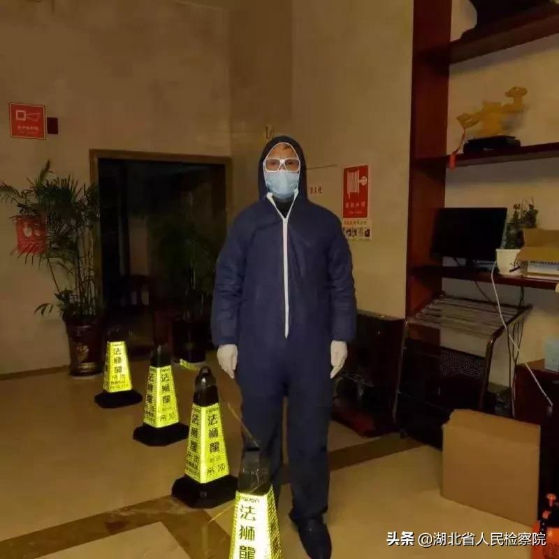 检徽在疫情防控第一线,检徽闪烁在疫情防控第一线