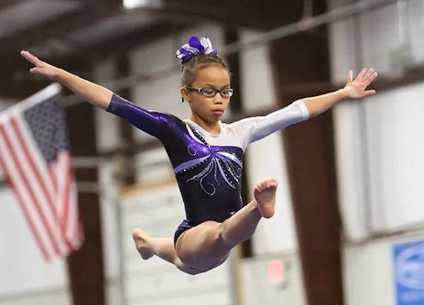 杰夫贝佐斯领养的女儿,亚马逊创始人杰夫贝佐斯私人豪宅