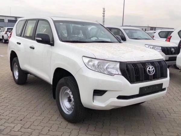 丰田霸道2700性能测试,丰田霸道2700中东版越野性能视频