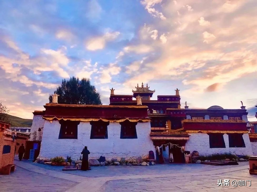 月入近百万！他在海拔4000多米，开火了3家咖啡馆