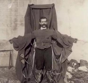 翼装飞行令人恐惧的失重感,喷气翼装飞行体验