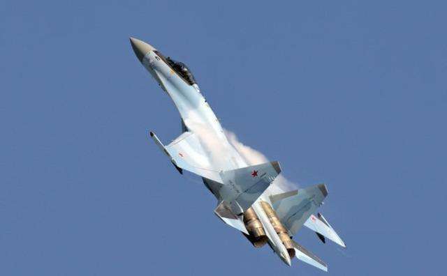 俄罗斯轰炸机携带高超声速导弹,俄罗斯最新型远程战略轰炸机