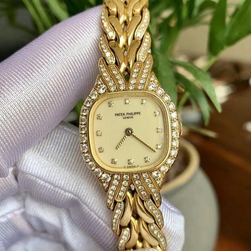 手表代购好还是专柜买好,代购回来的手表为什么那么便宜